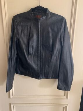 Cute leather biker jacket. Made in Canada by Danier (M)